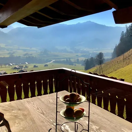 Magnifique De Standing Daniele Apartament Chateau-d'Oex